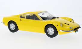 Ferrari  - Dino 246 GT 1969 yellow - 1:18 - MCG - 18168 - MCG18168 | The Diecast Company