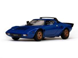 Lancia  - 1975 blue - 1:18 - SunStar - 4562 - sun4562 | The Diecast Company