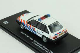 Volvo  - 1992 white/blue/orange - 1:43 - Triple9 Collection - 43061 - T9-43061 | The Diecast Company