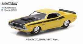 Dodge  - 1970 lemon twist - 1:64 - GreenLight - 13120D - gl13120D | The Diecast Company