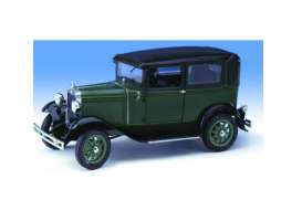 Ford  - 1931 kewanee green - 1:18 - SunStar - 6101 - sun6101 | The Diecast Company