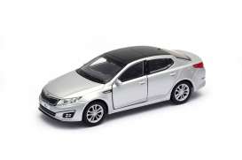 Kia  - silver - 1:34 - Welly - 43697F - welly43697F | The Diecast Company