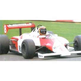 McLaren Cosworth - 1983 white/red - 1:18 - Minichamps - 537831898 - mc537831898 | The Diecast Company