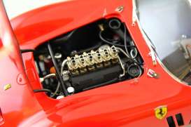 Ferrari  - red - 1:18 - Kyosho - 8437r - kyo8437r | The Diecast Company