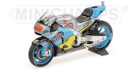 Honda  - RC213V 2017 blue/yellow/silver - 1:18 - Minichamps - 182171143 - mc182171143 | The Diecast Company