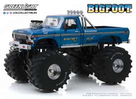 Ford  - F-250 Monster Truck 1974 blue - 1:18 - GreenLight - 13541 - gl13541 | The Diecast Company