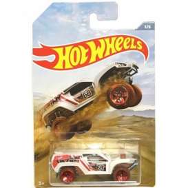 Dune Crusher  - 2019 white/red - 1:64 - Hotwheels - FYY68 - hwmvFYY68 | The Diecast Company