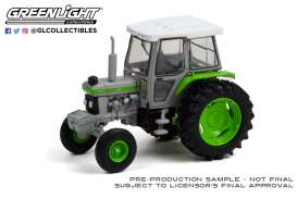 Tractor  - 1992 grey/green - 1:64 - GreenLight - 48050F - gl48050F | The Diecast Company