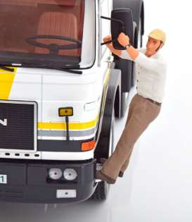 diorama Figures - 1:18 - Road Kings - a008 - rk18a008 | The Diecast Company