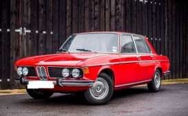 BMW  - 2500 (E3) 1968 red - 1:43 - Minichamps - 410029200 - mc410029200 | The Diecast Company