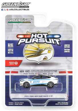 Ford  - Mustang 2022  - 1:64 - GreenLight - 43030F - gl43030F | The Diecast Company