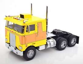 Peterbilt  - 352 Pacemaker 1977 yellow/brown - 1:18 - Road Kings - 180152 - rk180152 | The Diecast Company