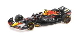 Oracle Red Bull Racing  - RB18 2022 blue/yellow/red - 1:43 - Minichamps - 417221711 - mc417221711 | The Diecast Company