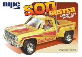 Chevrolet  - Stepside 1981 yellow/red - 1:25 - MPC - MPC972 - mpc972 | The Diecast Company