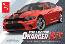 Dodge  - Charger RT  - 1:25 - AMT - s1323 - amts1323 | The Diecast Company