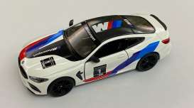 BMW  - M8 Competition Coupe 2023 white - 1:36 - Kinsmart - 5425WF - KT5425WFw | The Diecast Company