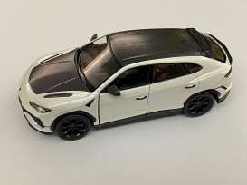 Lamborghini  - Urus 2023 white - 1:36 - Kinsmart - 5447W - KT5447Ww | The Diecast Company