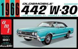 Oldsmobile  - 442 Hartop 1966  - 1:25 - AMT - s1432 - amts1432 | The Diecast Company