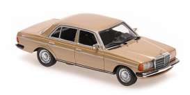 Mercedes Benz  - W123 230E 1982 gold - 1:43 - Maxichamps - 940032205 - mc940032205 | The Diecast Company