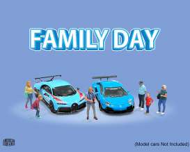 Figures  - Family Day various - 1:64 - American Diorama - 2410MJ - AD2410MJ | The Diecast Company