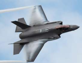 Planes  - Lockheed Martin F-35A  - 1:72 - Revell - Germany - 03799 - revell03799 | The Diecast Company