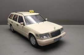 Mercedes Benz  - E Class T-model 1995 ivory - 1:18 - Triple9 Collection - 1800365 - T9-1800365 | The Diecast Company