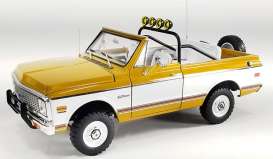 Chevrolet  - K5 Blazer 1971 mustard/white - 1:18 - Acme Diecast - 1807713 - acme1807713 | The Diecast Company