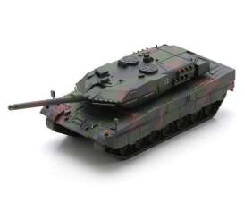 Leopard  - 2A6 camouflage - 1:87 - Schuco - S26800 - schuco26800 | The Diecast Company