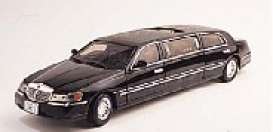 Lincoln  - 2000 black - 1:18 - SunStar - 1261 - sun1261 | The Diecast Company