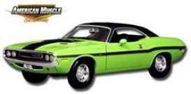 Dodge  - 1970 bright green/black - 1:18 - ERTL - ertv32946 | The Diecast Company