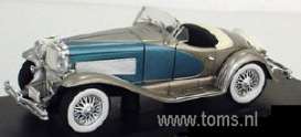 Duesenberg  - 1935 silver-blue - 1:32 - Signature Models - sig32310sb | The Diecast Company