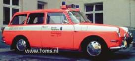 Volkswagen  - 1970 red/white - 1:43 - Minichamps - 430055395 - mc430055395 | The Diecast Company