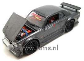 Nissan  - grey/charcoal - 1:64 - Muscle Machines - mus71181CDg | The Diecast Company