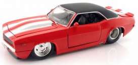 Chevrolet  - 1969 red w/white stripes - 1:24 - Jada Toys - 90020r - jada90020r | The Diecast Company