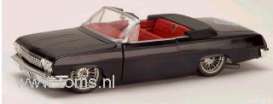 Chevrolet  - 1962 black - 1:24 - Muscle Machines - mus75111AB-bk | The Diecast Company