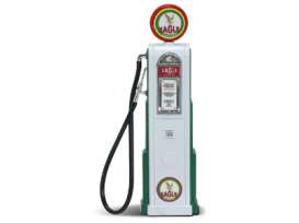 Gasoline  - white/green/red - 1:18 - Lucky Diecast - 98611 - ldc98611 | The Diecast Company