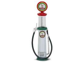 Gasoline  - white/green/red - 1:18 - Lucky Diecast - 98612g - ldc98612g | The Diecast Company