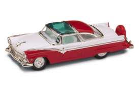 Ford  - Crown Victoria 1955 red - 1:43 - Lucky Diecast - 94202r - ldc94202r | The Diecast Company