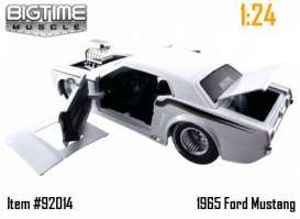 Ford  - 1965 white - 1:24 - Jada Toys - 92014w - jada92014w | The Diecast Company