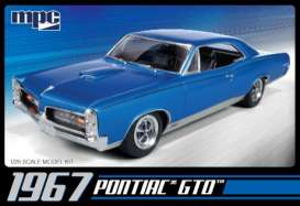 Pontiac  - 1967  - 1:25 - MPC - mpc710 | The Diecast Company
