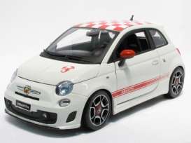 Fiat  - white - 1:24 - Bburago - 21043wch - bura21043wch | The Diecast Company