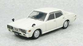 Nissan  - 1975 white - 1:43 - Dism - dism174121 | The Diecast Company