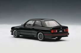 BMW  - 1990 black - 1:43 - AutoArt - 50562 - autoart50562 | The Diecast Company