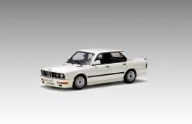 BMW  - 1985 white - 1:43 - AutoArt - 55161 - autoart55161 | The Diecast Company