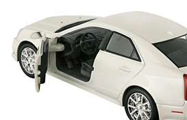 Cadillac  - 2010 white - 1:43 - Luxury Collectibles - ld500w | The Diecast Company