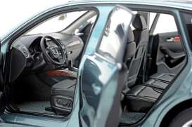 Audi  - 2010 quarz grey metallic - 1:18 - Kyosho - 9241GR - kyo9241GR | The Diecast Company