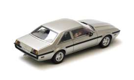 Bitter  - 1984 metallic silver - 1:43 - NEO Scale Models - 44265 - neo44265 | The Diecast Company