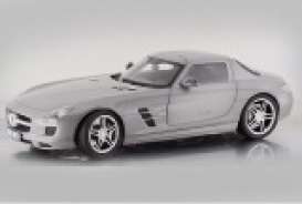 Mercedes Benz  - 2009 silver - 1:12 - Premium Classixxs - premium10600 | The Diecast Company