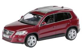 Volkswagen  - 2008 red - 1:43 - Schuco - 4981 - schuco4981 | The Diecast Company