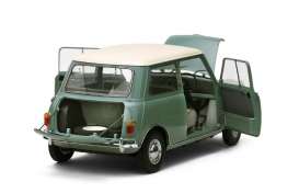 Austin  - 1961 almond green/ dove grey - 1:12 - SunStar - 5303 - sun5303 | The Diecast Company